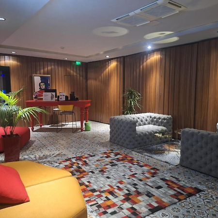 Next Door Park Hotel Skopje Luaran gambar