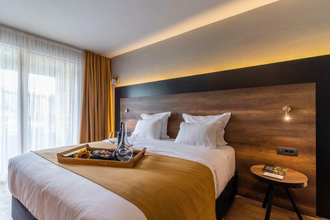 Next Door Park Hotel Skopje Luaran gambar